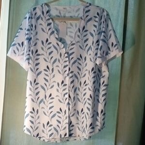 Light Blue Leaf-Print Button Front Women’s Top